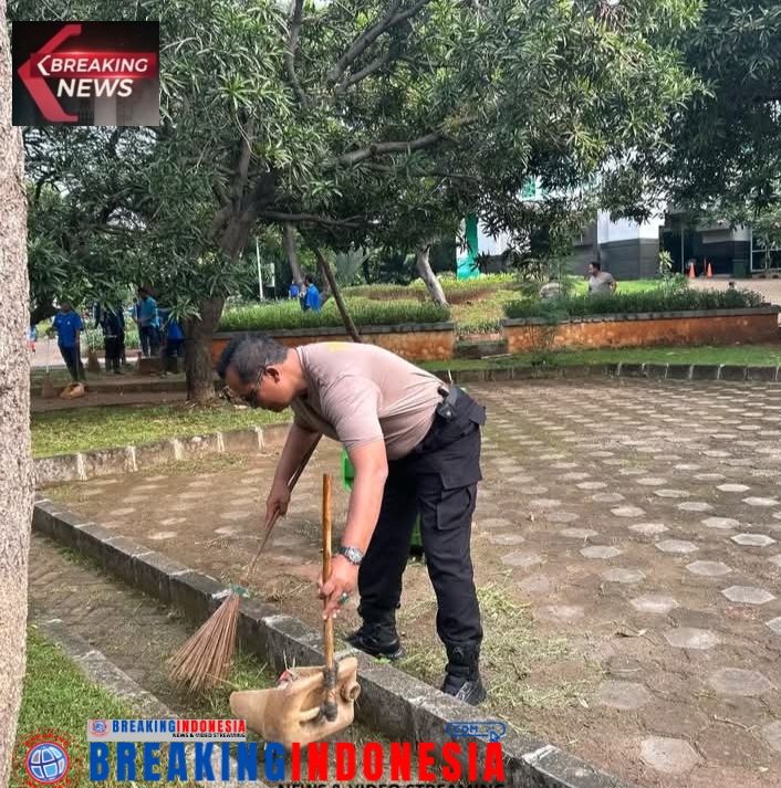 Sinergi 3 Pilar: Polsek Koja Gelar Aksi Bersih -Bersih di Jakarta Islamic Center