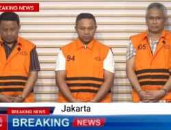Gubernur Riau Abdul Wahid Resmi Jadi Tersangka Terlihat Pakai Rompi Tahanan