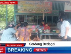 Warung Pecel Ibu Riani Jadi Idola Para Pemburu Kuliner