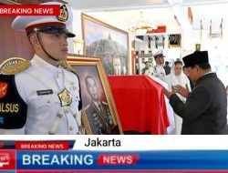 Presiden Prabowo Memberikan Penghormatan Terakhir Kepada Almarhum Jendral TNI (Purn) Riyamizard Ryacudu