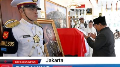 Presiden Prabowo Memberikan Penghormatan Terakhir Kepada Almarhum Jendral TNI (Purn) Riyamizard Ryacudu
