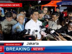 Wamensesneg Diutus Presiden Untuk Tinjau Korban Kebakaran Kemayoran dan Salurkan Bantuan