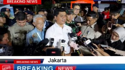 Wamensesneg Diutus Presiden Untuk Tinjau Korban Kebakaran Kemayoran dan Salurkan Bantuan