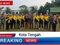 Jajaran TNI YONIF TP 902 SRI PADUKA GOCAH Bantu Membersihkan Lingkungan Tempat Ibadah dan Berikan Bantuan Pengobatan Geratis