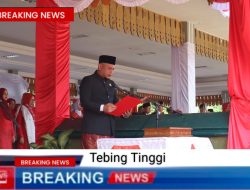 Walikota Tebingtinggi Pimpin Upacara Peringatan Hut RI ke 81 di Lapangan Merdeka