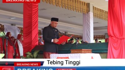 Walikota Tebingtinggi Pimpin Upacara Peringatan Hut RI ke 81 di Lapangan Merdeka